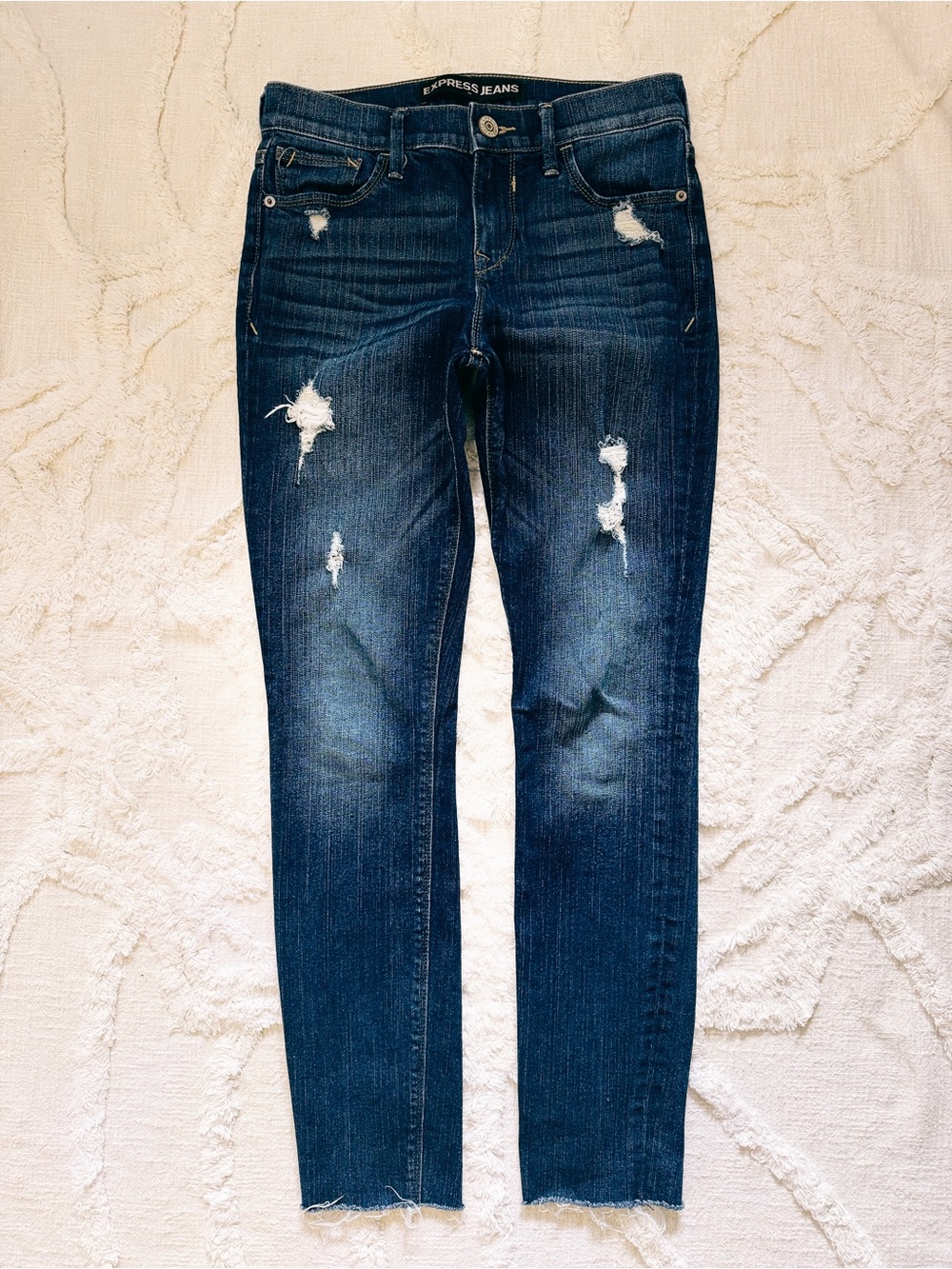 Express Jeans Legging Mid Rise Distressed Raw Hem Skinny Jeans Size 2